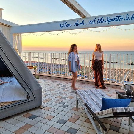 Luxor Beach Boutique Hotel Cattolica Exterior foto