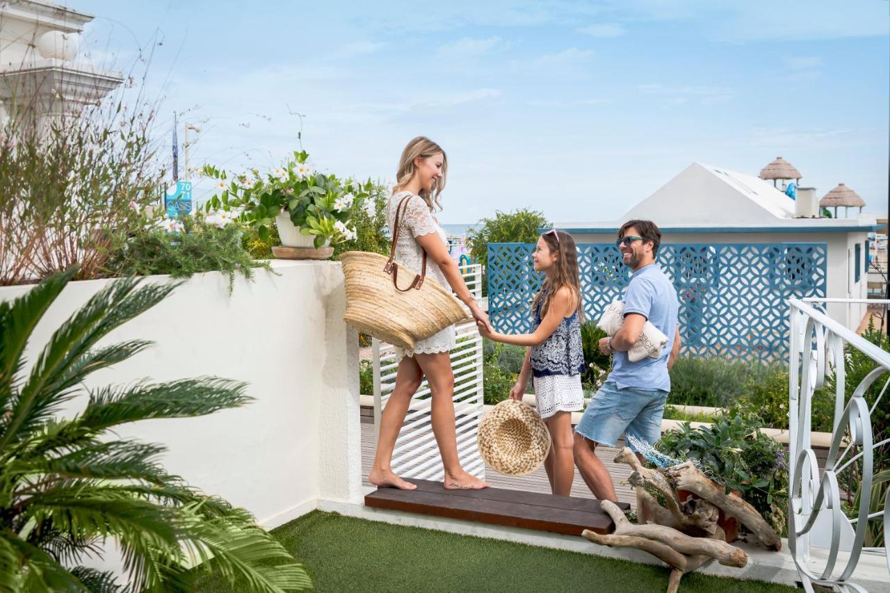 Luxor Beach Boutique Hotel Cattolica Exterior foto