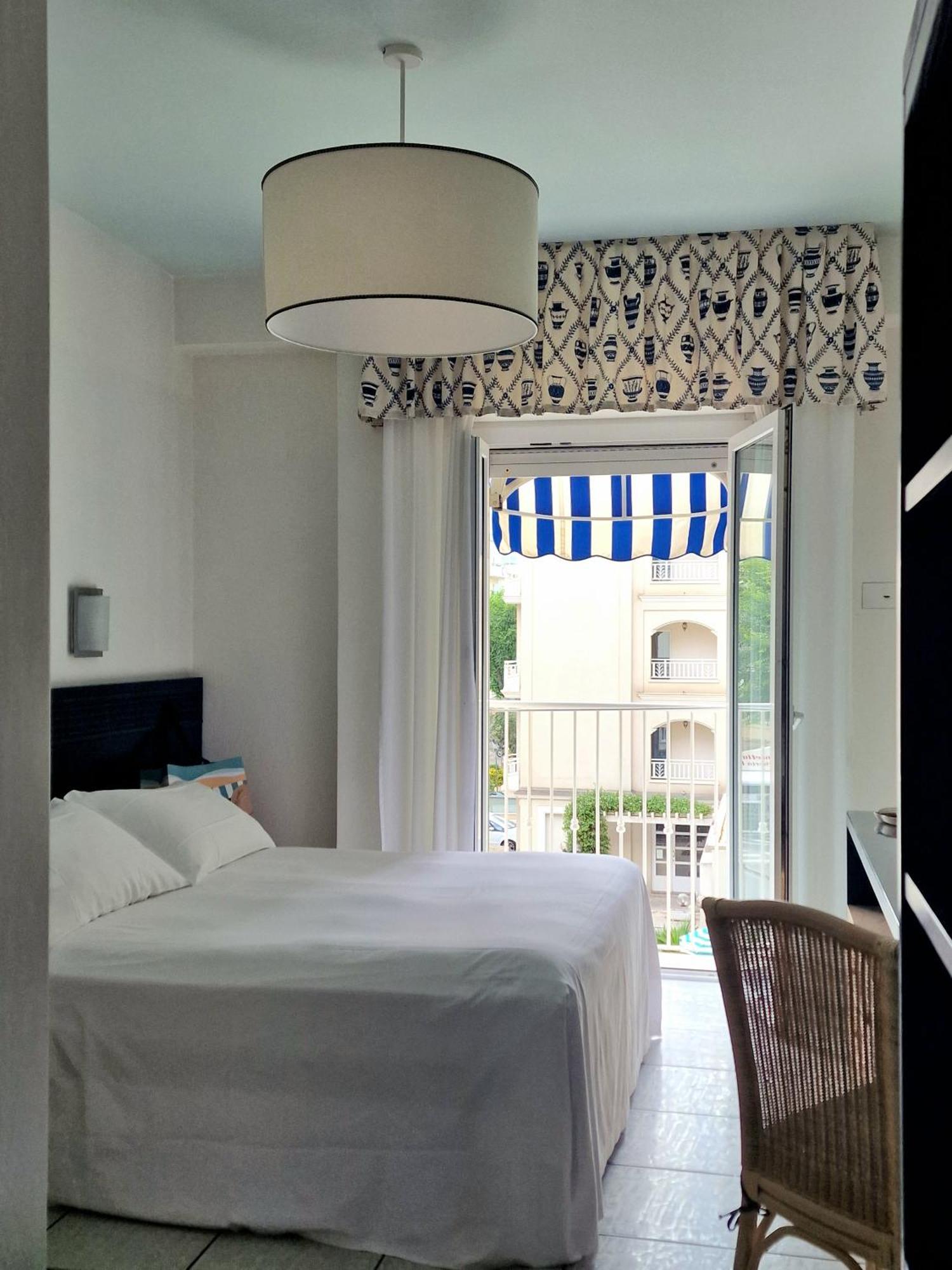 Luxor Beach Boutique Hotel Cattolica Exterior foto