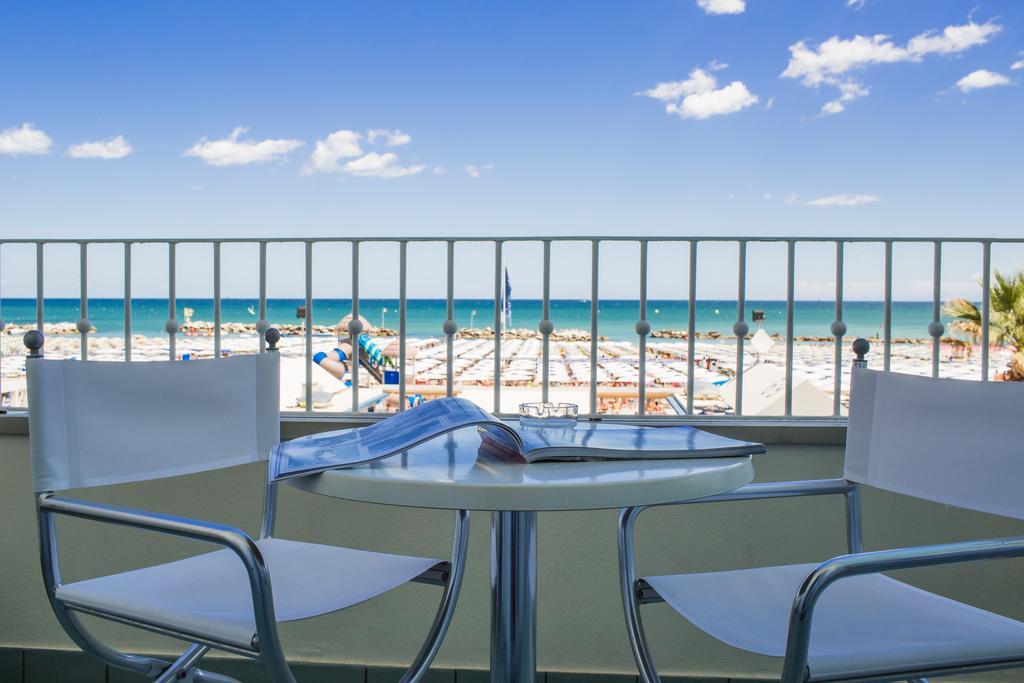 Luxor Beach Boutique Hotel Cattolica Exterior foto